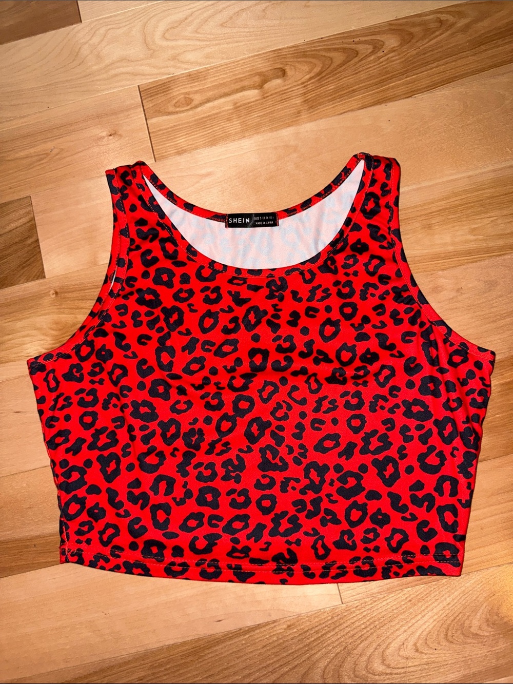 SHEIN Red & Black Leopard Print Crop Tank EUC S